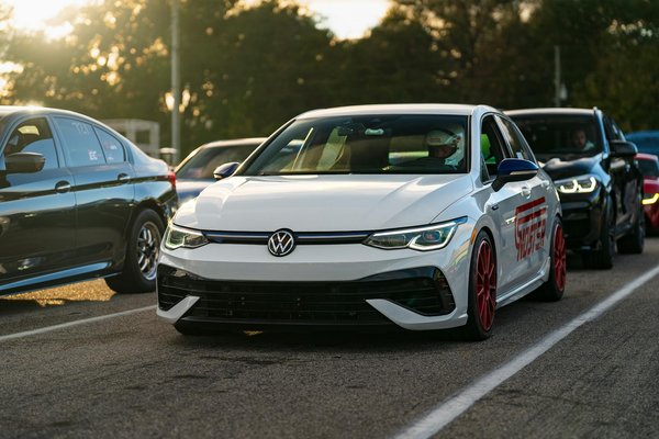 Location de voiture à Toulon : votre partenaire de voyage idéal !